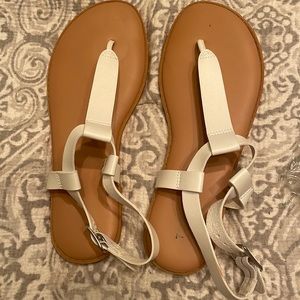 Women’s sandals